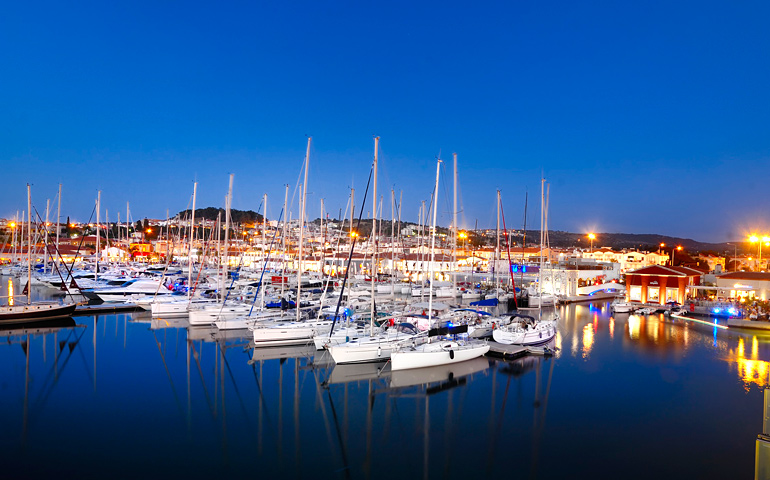 ÇEŞME MARINA İZMİR 1