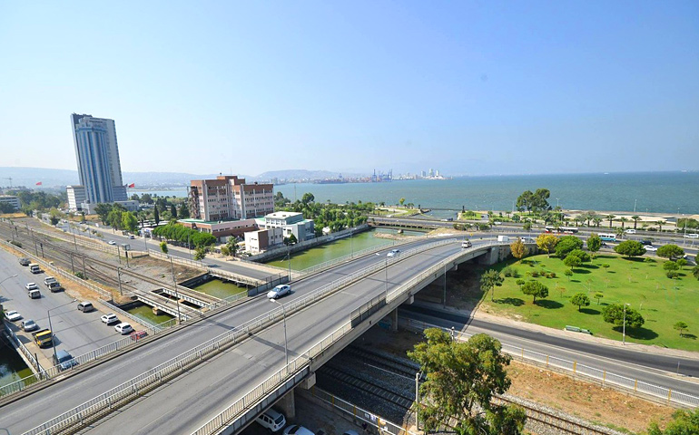 BAYRAKLI KÖPRÜLÜ KAVŞAĞI 3